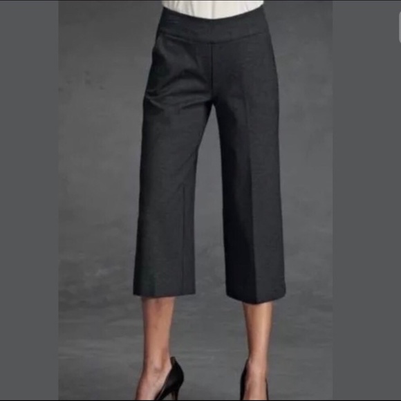 knit wide leg cropped pants